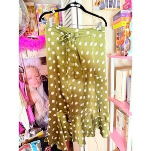 Green polka dot midi skirt size medium